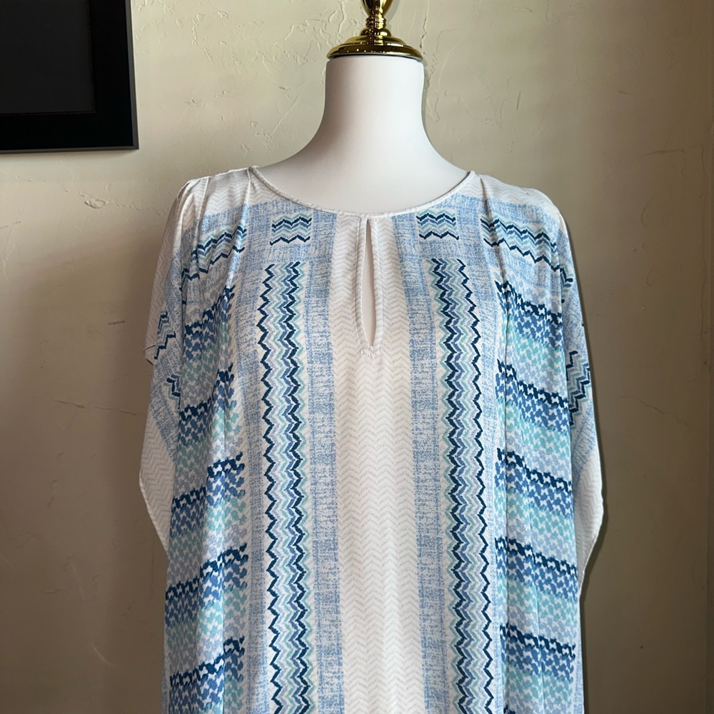 Blue and White Patterned Women's Top